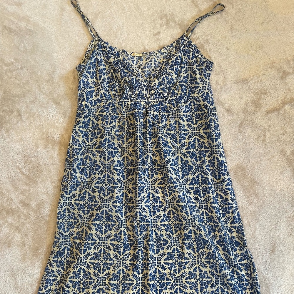 Mata sundress in blue and white. Size M